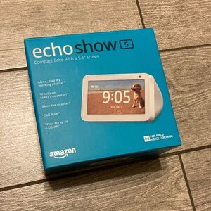 Amazon Echo Show 5 in White Brand New